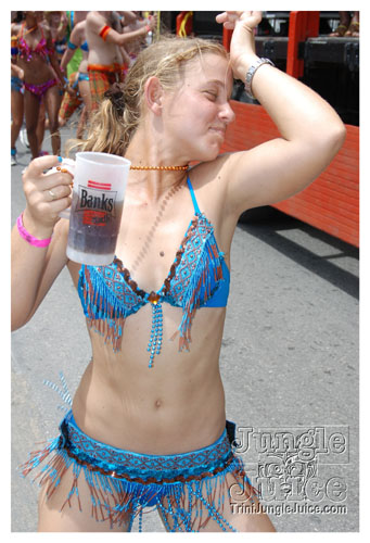 kadooment_day_2008_pt1-007