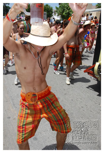 kadooment_day_2008_pt1-008