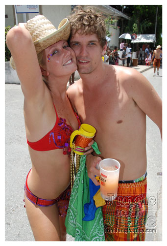 kadooment_day_2008_pt1-025