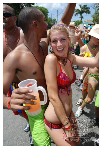 kadooment_day_2008_pt1-027