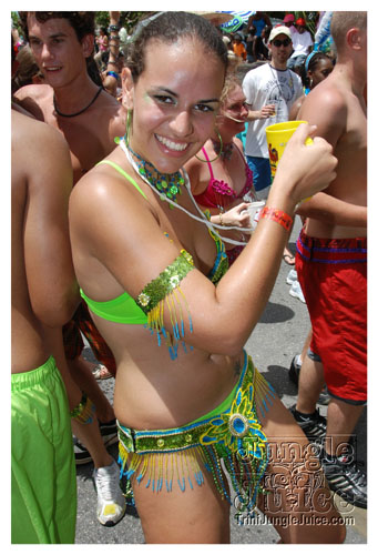 kadooment_day_2008_pt1-028