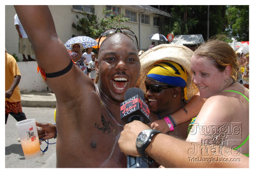 kadooment_day_2008_pt1-035