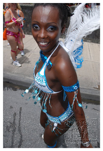 kadooment_day_2008_pt1-042