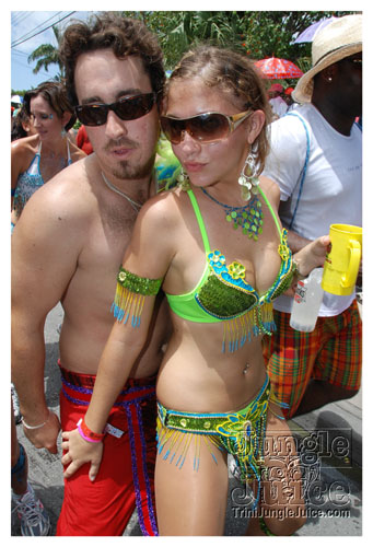 kadooment_day_2008_pt1-046