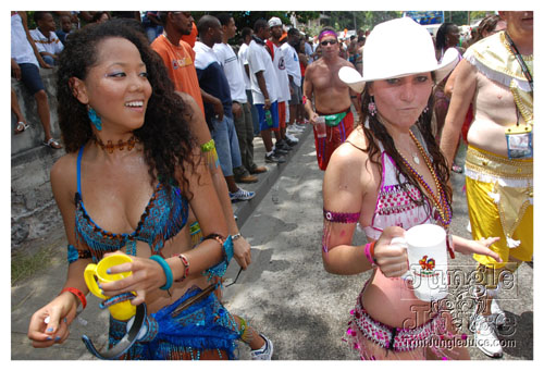 kadooment_day_2008_pt1-052