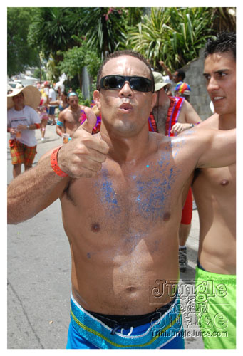 kadooment_day_2008_pt1-061