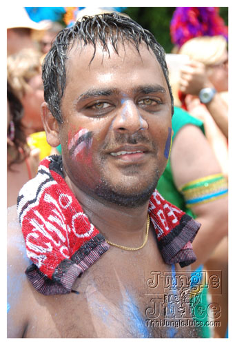 kadooment_day_2008_pt1-068