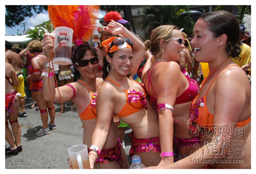 kadooment_day_2008_pt1-085