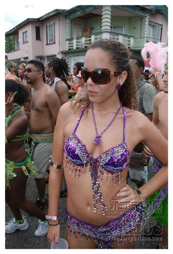 kadooment_day_2008_pt1-140