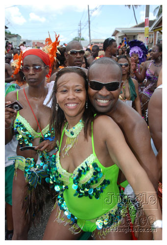 kadooment_day_2008_pt1-143