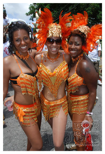 kadooment_day_2008_pt2-008
