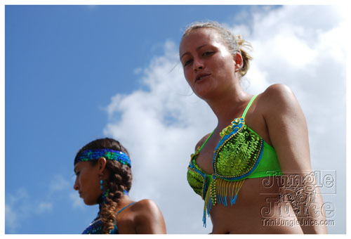 kadooment_day_2008_pt2-020
