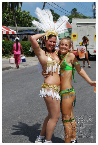 kadooment_day_2008_pt2-021