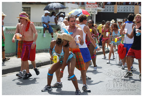 kadooment_day_2008_pt2-022