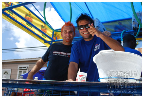 kadooment_day_2008_pt2-026