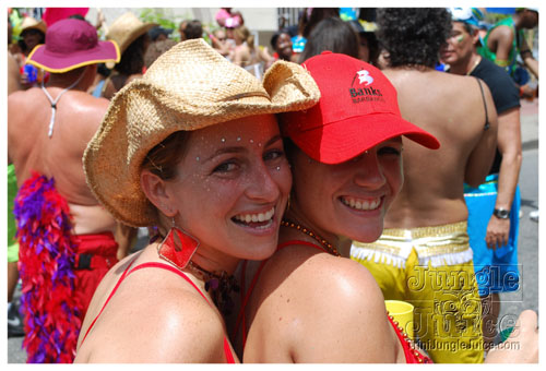 kadooment_day_2008_pt2-036