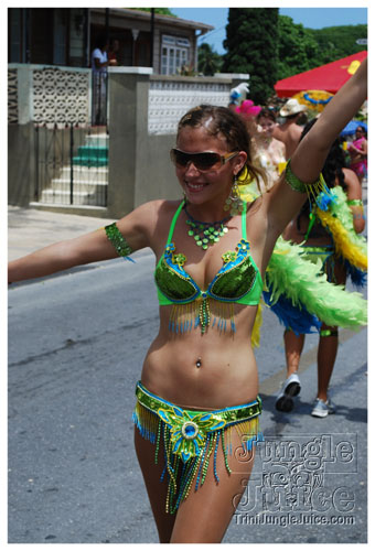 kadooment_day_2008_pt2-049