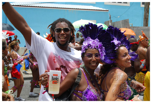 kadooment_day_2008_pt2-065