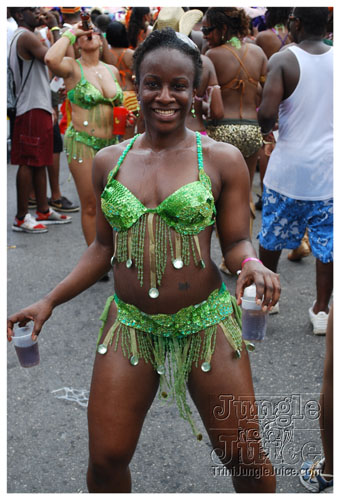 kadooment_day_2008_pt2-080