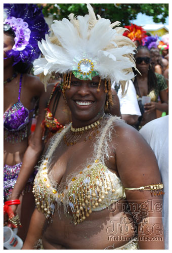 kadooment_day_2008_pt2-098