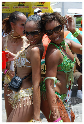kadooment_day_2008_pt2-116