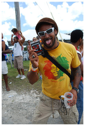 kadooment_day_2008_pt2-135