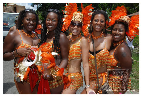 kadooment_day_2008_pt2-158