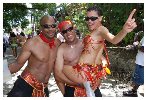 kadooment_day_2008_pt2-171