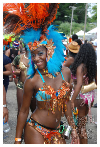 kadooment_day_2008_pt2-203