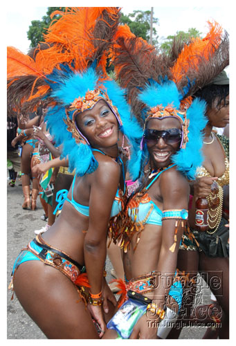 kadooment_day_2008_pt2-204