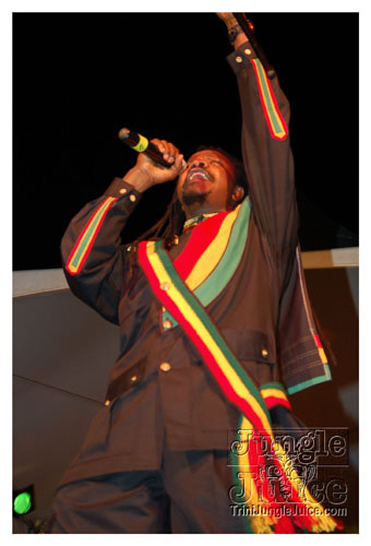 luciano_the_message_oct27-045