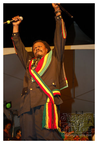 luciano_the_message_oct27-047