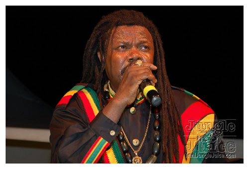 luciano_the_message_oct27-050