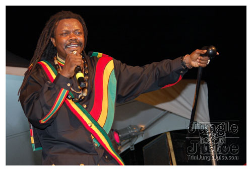 luciano_the_message_oct27-055