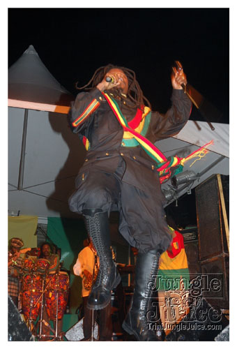 luciano_the_message_oct27-075