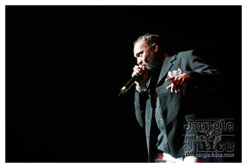 machel_montano_msg_2008-002