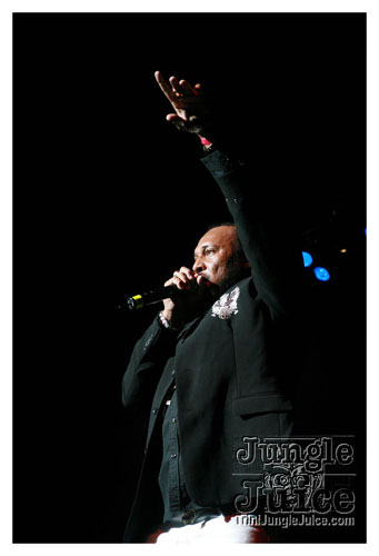 machel_montano_msg_2008-003