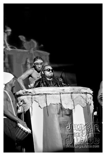 machel_montano_msg_2008-008