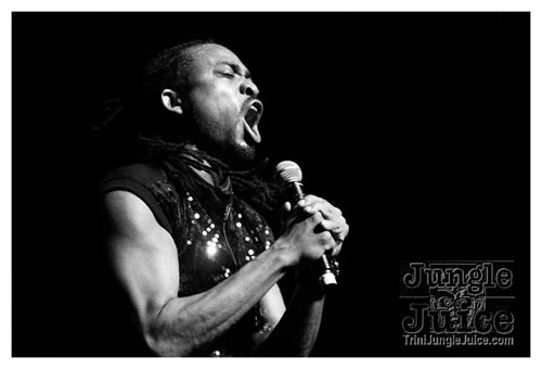 machel_montano_msg_2008-009