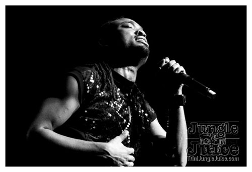 machel_montano_msg_2008-010