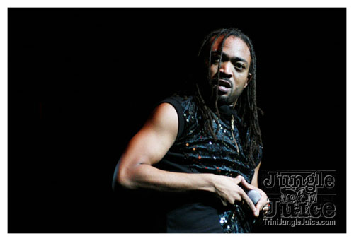 machel_montano_msg_2008-011