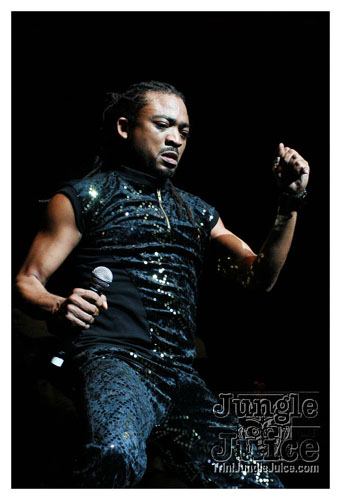 machel_montano_msg_2008-012