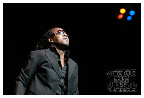 machel_montano_msg_2008-018