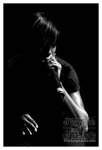 machel_montano_msg_2008-073