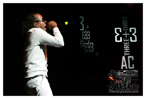 machel_montano_msg_2008-077