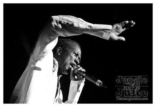 machel_montano_msg_2008-091