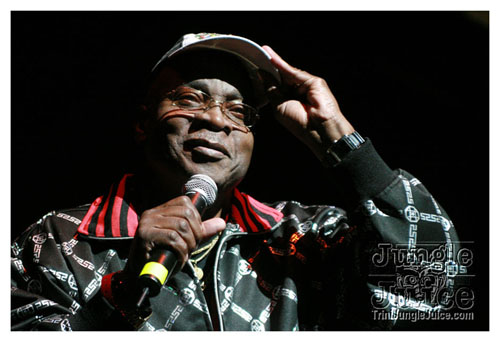 machel_montano_msg_2008-108