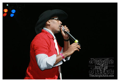 machel_montano_msg_2008-115