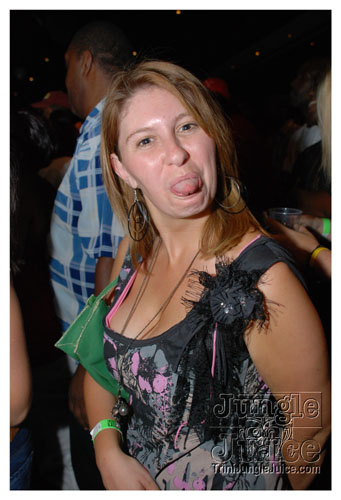 machel_friends_concert_aug2k8-030