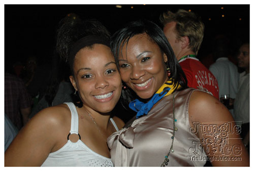 machel_friends_concert_aug2k8-032
